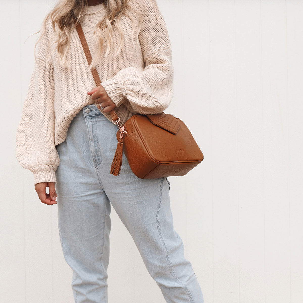 Baebina compact baby bag crossbody bag tan leather